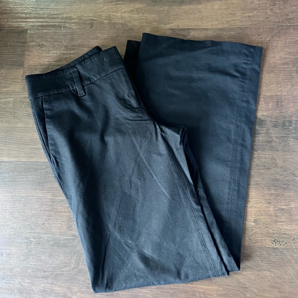 Ann Taylor Mid Rise Black Flare  pants Size 4